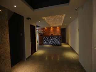 Khách sạn Bonita Grand